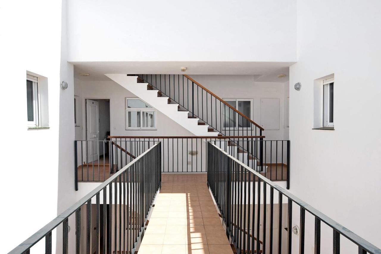 Apartamento Perez Zara 7 โกนิล เด ลาฟรอนเตรา ภายนอก รูปภาพ